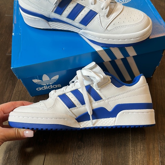 COPY - Adidas Forum Runner - Picture 2 of 3